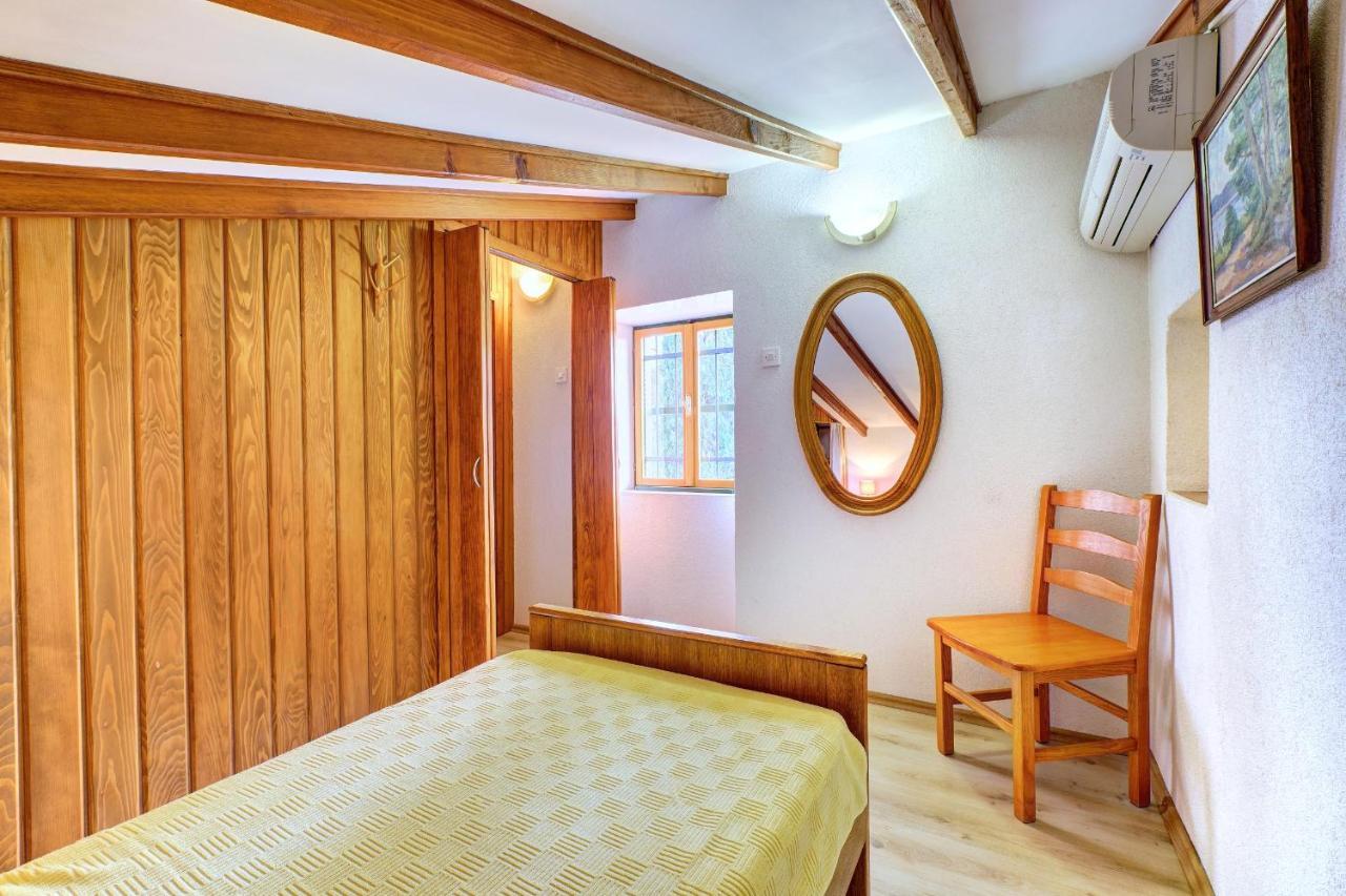 Casa Aromatica Maria Villa Mali Lošinj Buitenkant foto